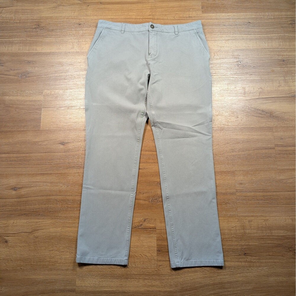 Classic Men's Khaki Chinos - Neutral Tan